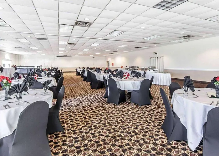 Wingate By Wyndham Marietta Conference Center Ohio