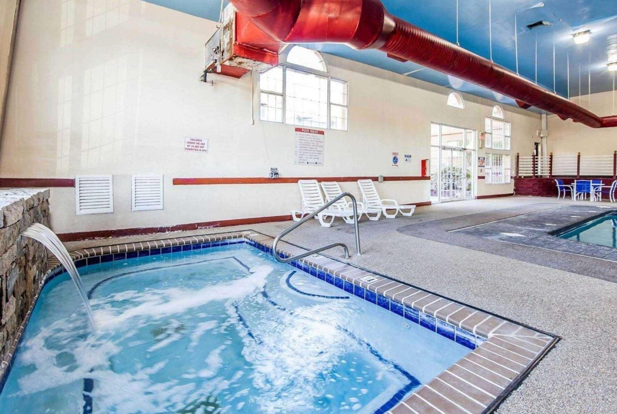 Wingate By Wyndham Conference Center Ohio Hotel Marietta